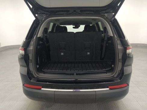 Used 2022 Jeep Grand Cherokee L Limited RWD image 29