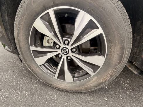 Used 2020 Nissan Murano SV w/ Premium Package AWD/4WD image 3