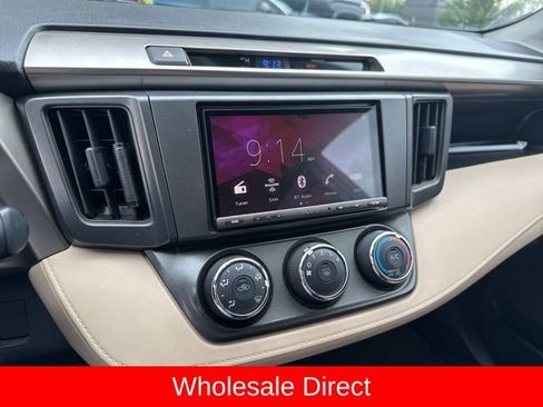 Used 2013 Toyota RAV4 LE image 4