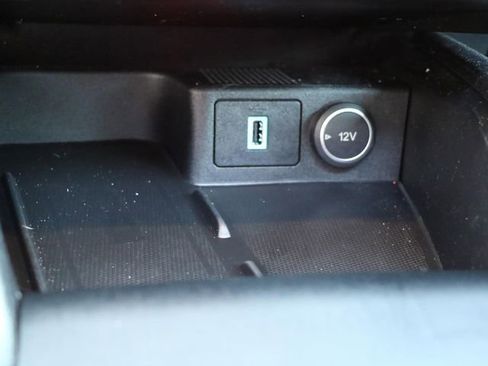 Used 2020 Ford Escape SE Sport image 25