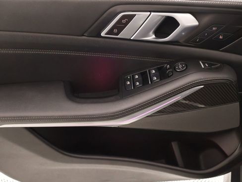 Used 2024 BMW X5 M60i image 17