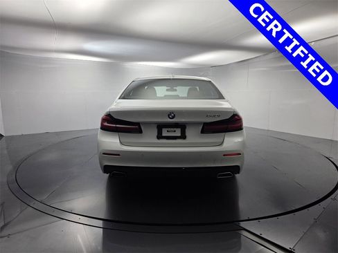 Certified 2022 BMW 540i w/ Premium Package image 10