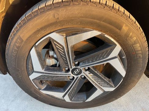 Certified 2024 Hyundai Tucson SEL image 9