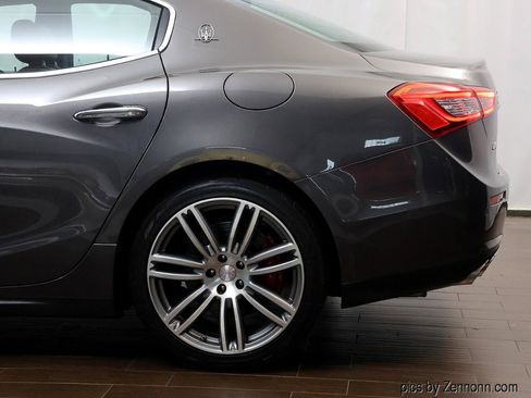 Used 2016 Maserati Ghibli S Q4 AWD/4WD image 24