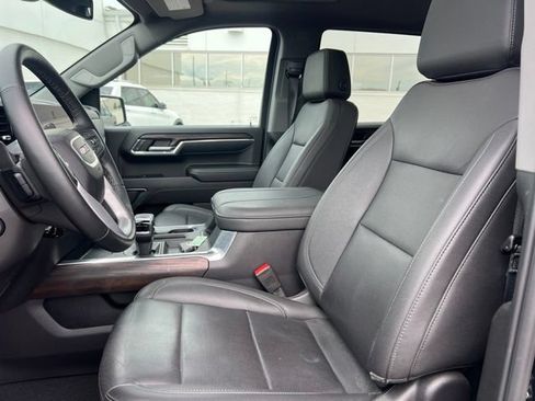 Used 2024 GMC Sierra 1500 SLT w/ SLT Premium Plus Package AWD/4WD image 23