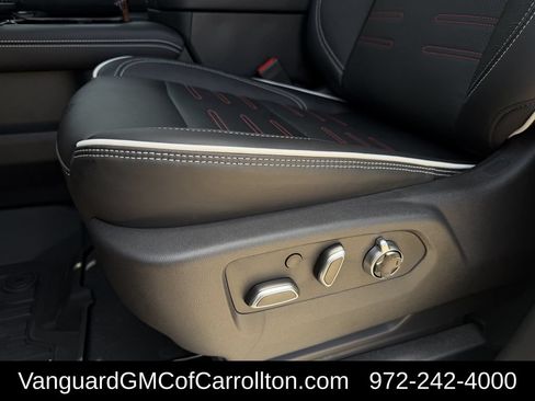 New 2026 GMC Yukon AT4 Ultimate w/ LPO, Floor Liner Package AWD/4WD image 24