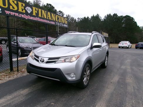 Used 2015 Toyota RAV4 Limited image 2