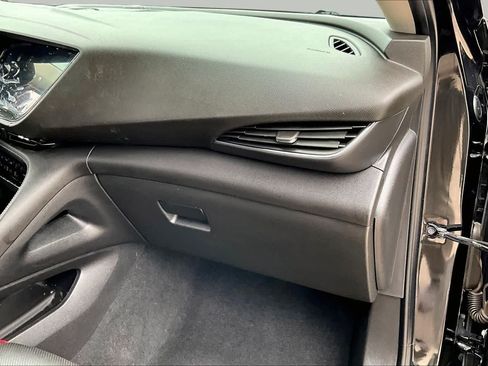 Used 2022 Buick Envision Essence w/ Sport Touring Package FWD image 19