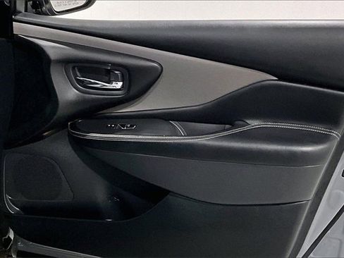 Used 2023 Nissan Murano SL image 29