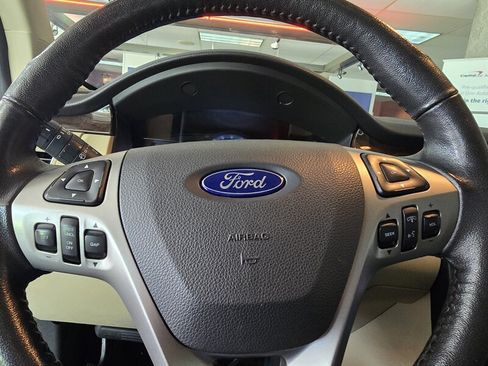 Used 2017 Ford Flex Limited w/ Equipment Group 301A AWD/4WD image 32