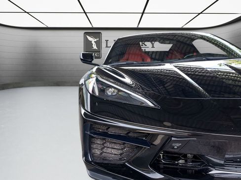 Used 2023 Chevrolet Corvette Stingray Preferred Conv w/ Z51 Performance Package RWD image 14
