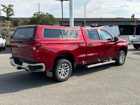 Used 2024 Chevrolet Silverado 1500 LT w/ Z71 Off-Road Package AWD/4WD image 6