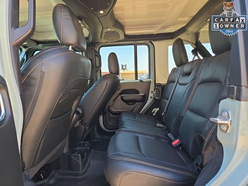 Used 2024 Jeep Wrangler Unlimited Sport AWD/4WD image 13