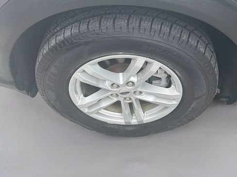 Used 2021 Ford Explorer XLT RWD image 33
