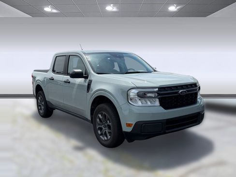Used 2022 Ford Maverick XLT FWD image 5