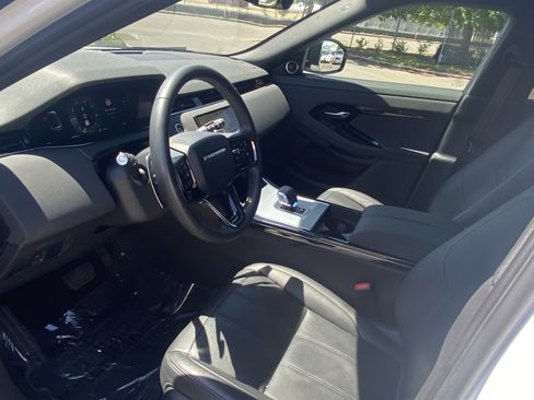 Used 2024 Land Rover Range Rover Evoque S AWD/4WD image 10