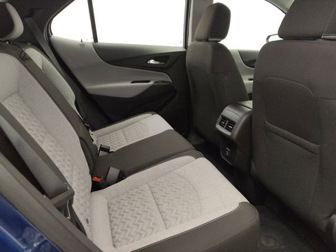 Used 2023 Chevrolet Equinox LS image 19