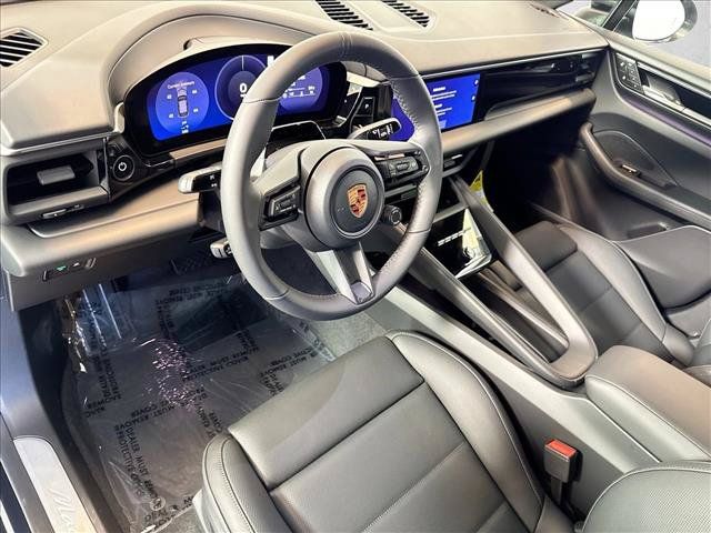 Certified 2026 Porsche Macan 4 Electric AWD/4WD image 4