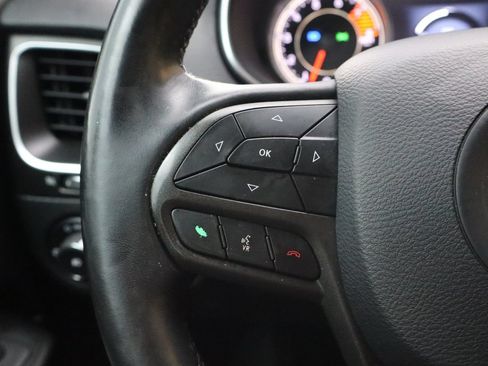 Used 2019 Jeep Cherokee Trailhawk w/ Cold Weather Group AWD/4WD image 15
