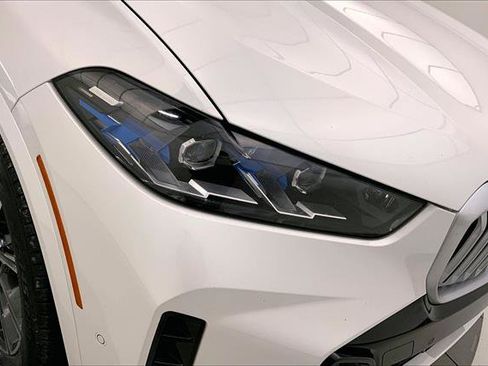 Certified 2024 BMW X5 xDrive50e w/ M Sport Package image 27