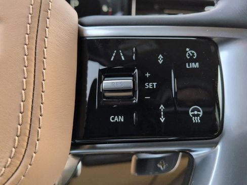 New 2026 Land Rover Range Rover SE image 26
