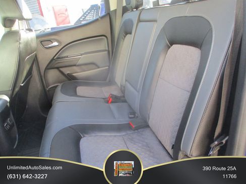 Used 2017 Chevrolet Colorado Z71 AWD/4WD image 8