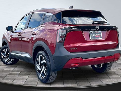 New 2026 Nissan Kicks SV FWD image 4
