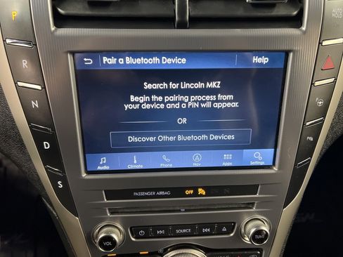 Used 2020 Lincoln MKZ Reserve w/ Reserve Monochromatic Package image 10