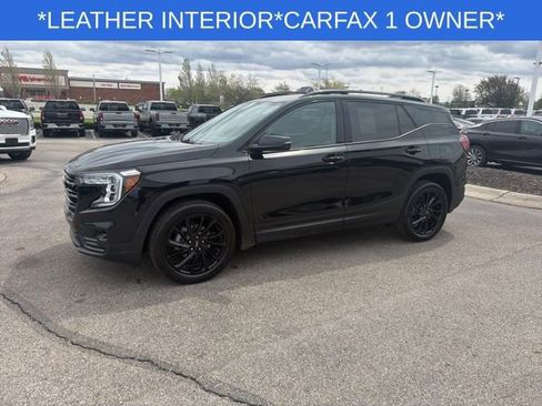 Used 2024 GMC Terrain SLT w/ Elevation Edition FWD image 6
