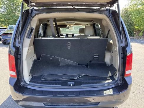 Used 2015 Honda Pilot Touring image 12