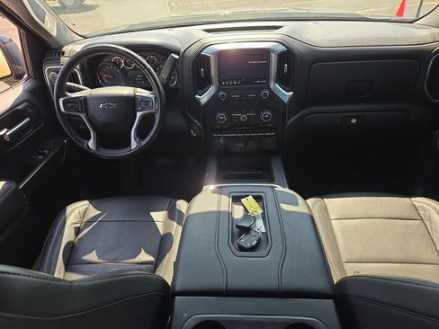 Used 2019 Chevrolet Silverado 1500 LT Trail Boss AWD/4WD image 11