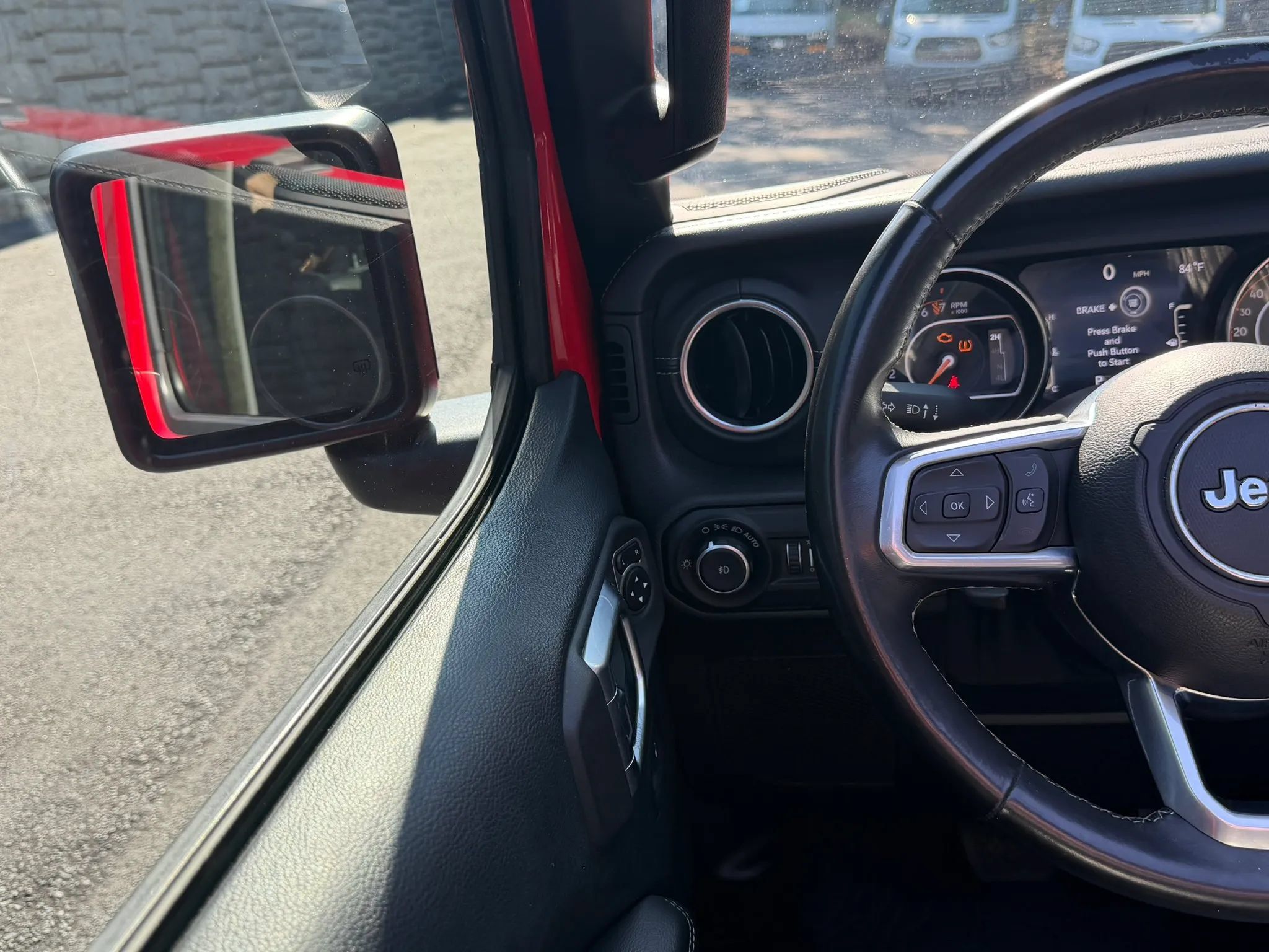 Used 2019 Jeep Wrangler Unlimited Sahara w/ LED Lighting Group AWD/4WD image 17