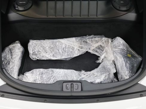 Used 2024 Porsche 718 Cayman GT4 RS image 39