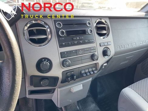 Used 2016 Ford F550 4x4 Crew Cab Super Duty image 8