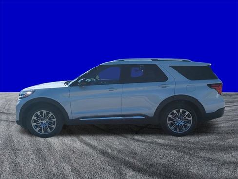 New 2026 Ford Explorer Platinum image 7