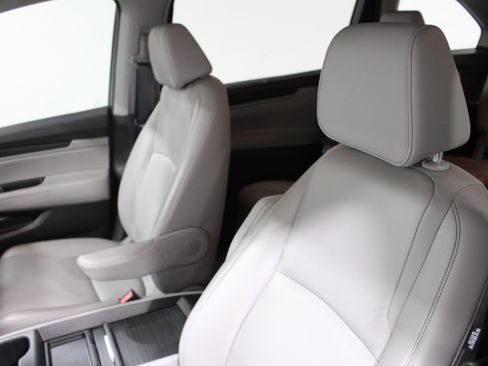 Used 2024 Honda Odyssey EX-L image 4