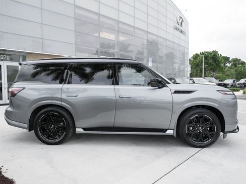 Certified 2026 INFINITI QX80 4WD w/ Sport Exterior Package image 25