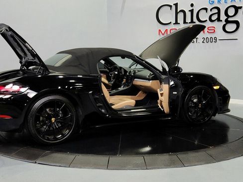 Used 2019 Porsche 718 Boxster image 12