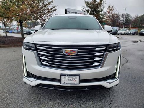 Used 2024 Cadillac Escalade ESV Premium Luxury Platinum w/ Heavy-Duty Trailer Package image 8