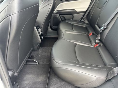 New 2026 Jeep Compass Limited image 18