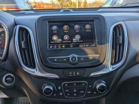 Used 2022 Chevrolet Equinox LT image 22