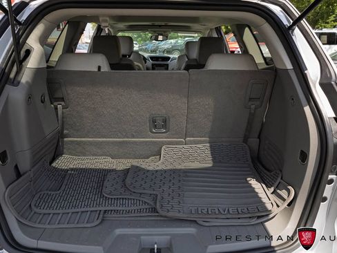 Used 2017 Chevrolet Traverse Premier AWD/4WD image 39