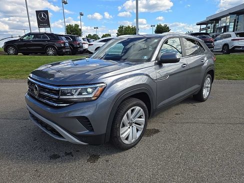 Used 2023 Volkswagen Atlas Cross Sport SE w/ Panoramic Sunroof Package AWD/4WD image 10