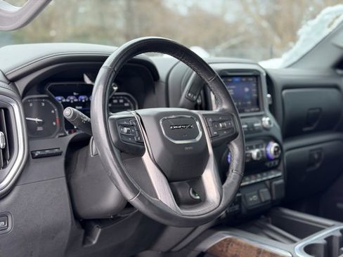 Used 2020 GMC Sierra 2500 Denali w/ Denali Ultimate Package image 9