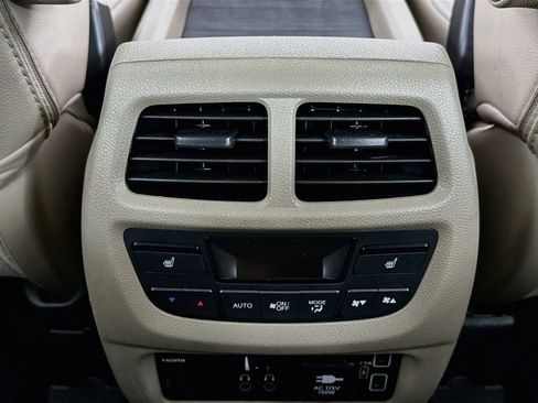 Certified 2019 Honda Pilot Touring image 26