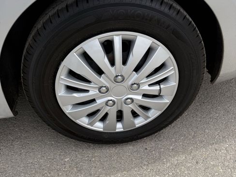 Used 2014 Volkswagen Jetta S FWD image 9