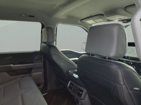 New 2025 Ford F150 Lariat w/ Equipment Group 501A Mid image 32