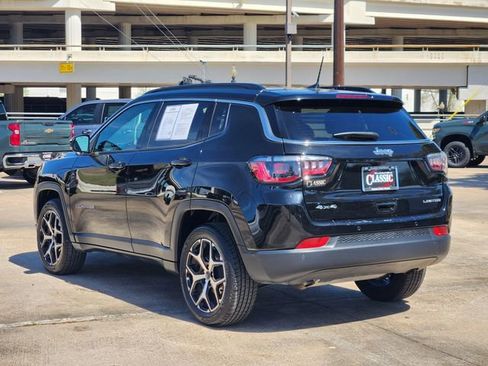 Used 2025 Jeep Compass Limited AWD/4WD image 5