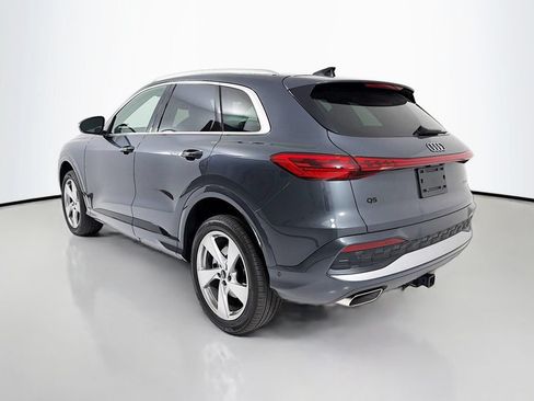 Used 2025 Audi Q5 Premium Plus w/ Premium Plus AWD/4WD image 5