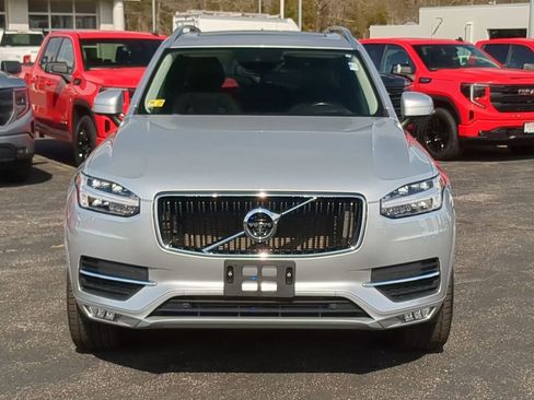 Used 2018 Volvo XC90 T5 Momentum w/ Convenience Package image 10